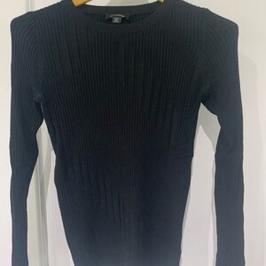 Le Chateau Black Knit Top A9